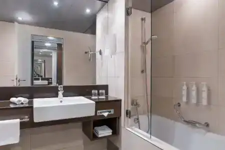 Courtyard by Marriott Linz - 58