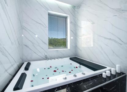 xSuites - 22