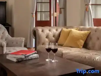 Hullett House - 43