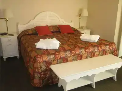 GetAways at Park Regency - 2