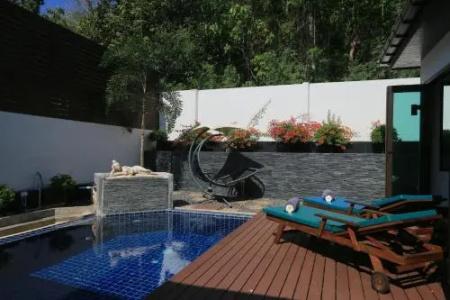 Naiharn Beach Villa - 13