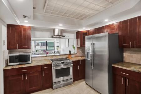 The Alexander All Suites - 481