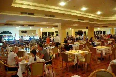 Grand Oasis Resort - 30
