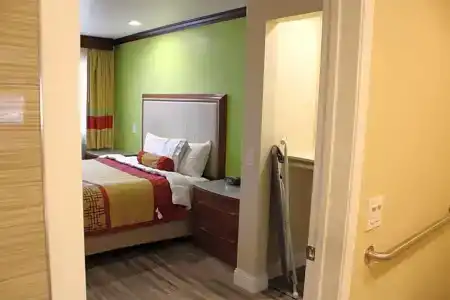 Imperial Inn - 39