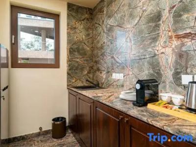 Курортный отель Gardens Hill & Spa - 89