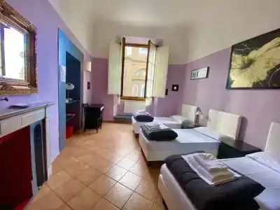 Emerald Palace Hostel - 42
