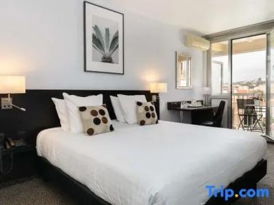 Best Western Mediterranee Menton - 83