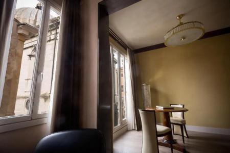 Liassidi Wellness Suites - 13