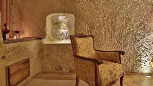 Golden Cave Suites - 38