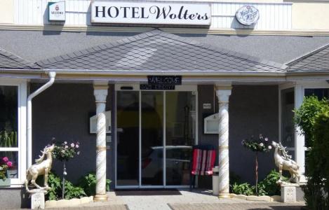 Wolters - 3