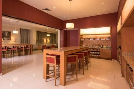 Hampton by Hilton Guadalajara Expo - 29