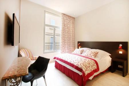Hôtel Les Deux Garçons ( ex - Hôtel de Gantès) - 15