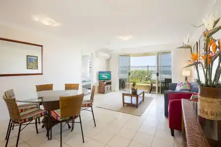 Golden Riviera Absolute Beachfront - 53