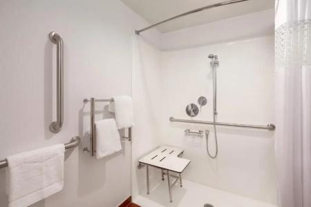 Hampton Inn-Airport - 44