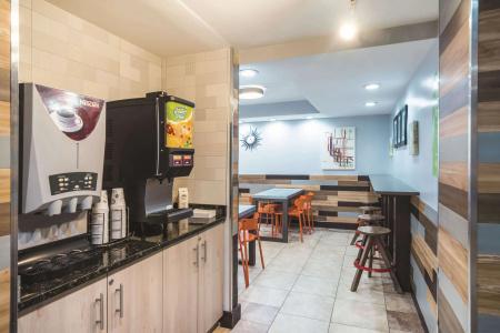 La Quinta by Wyndham Brooklyn Downtown - 13