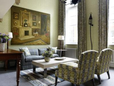 Charlotte Street, Firmdales - 89