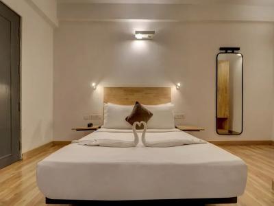 Upars Indiranagar - 21