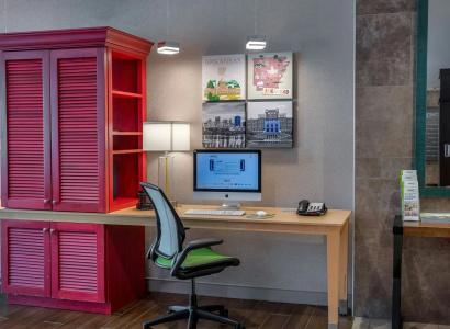 Home2 Suites by Hilton West - 38