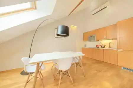 Hunger Wall Residence - 24