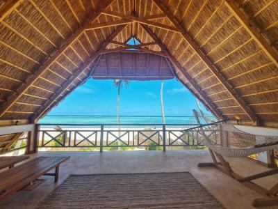 Zanzibar Sunrise at Bandas - 32