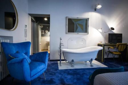 AdAstra Suites - 120
