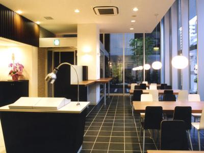r&b Tokyo Toyocho - 1
