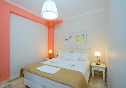 Stamatakis Boutique Studios - 110
