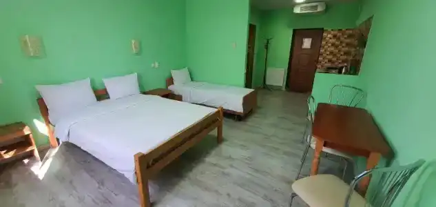 Luxor Inn & Suites - 53