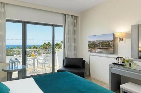 St George Spa & Beach Resort - 86
