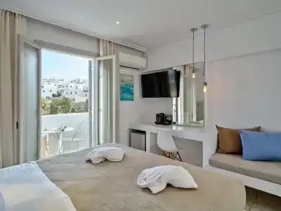 Kanale's Rooms & Suites - 83