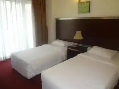 Royal Plaza - 2