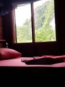 Phanom Bencha Mountain Resort - 30