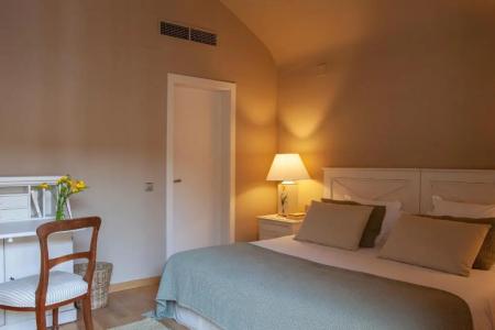 El Far Restaurant - 19