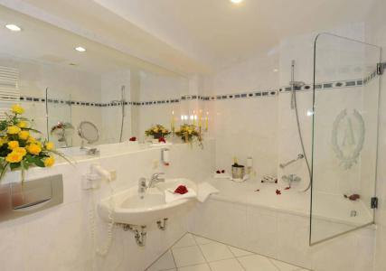 Arkona Strandhotel - 8