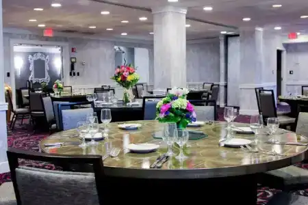 The Churchill Near Embassy Row - 9