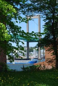 Quality Waterfront - 40