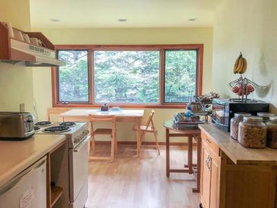 Sea Treasures Inn - 23