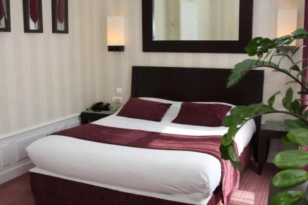 Hostellerie Du Chapeau Rouge - 53