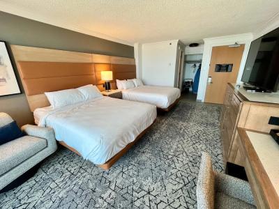 Sheraton Oceanfront - 143
