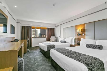 Stamford Plaza - 29