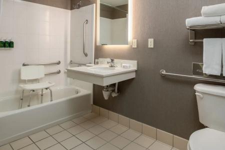 SpringHill Suites Portland Airport - 21