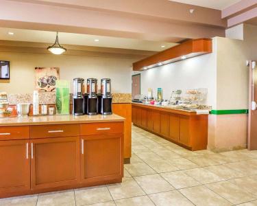 Quality Inn & Suites - 23