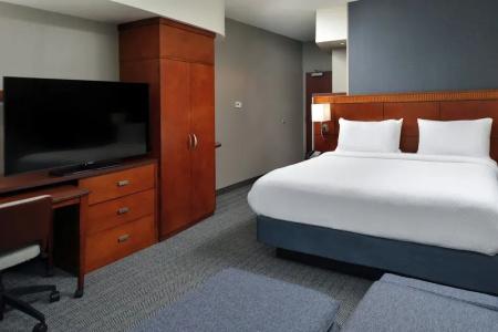 Courtyard by Marriott Hershey - 32