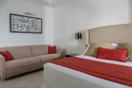Eden Roc Suites - 93