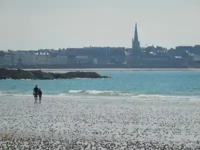 Kyriad Saint Malo Centre Plage - 33