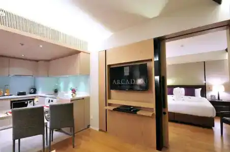 Arcadia Suites Ploenchit Sukhumvit by Compass Hospitality - 6