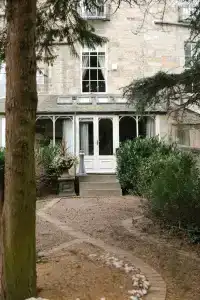 Nira Caledonia - 88