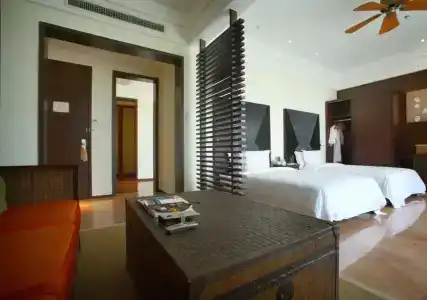 Yalong Bay Mangrove Tree Resort - 12