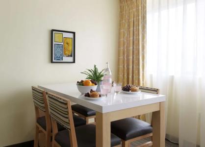 Sonesta New Orleans Es Suites - 42