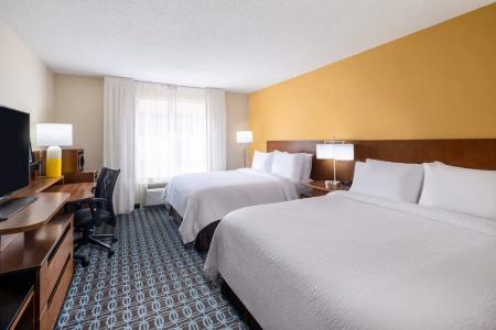 Fairfield Inn West - 49